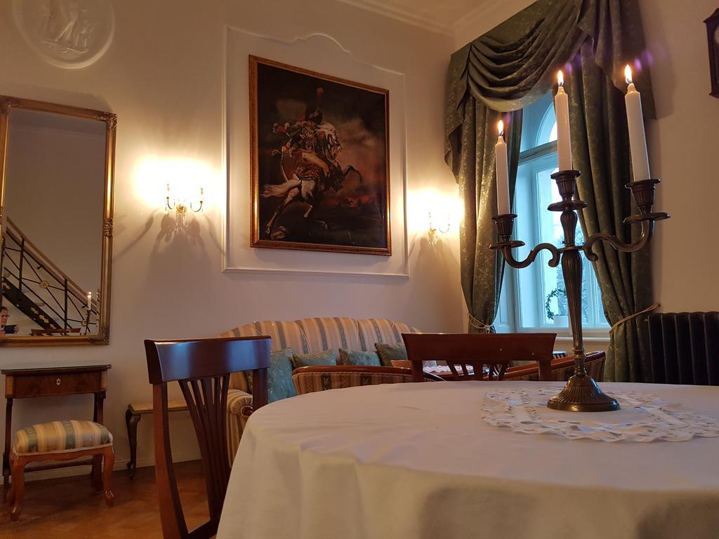 Apartment Charles Prag