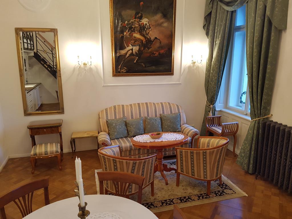 Charles Apartment Prag